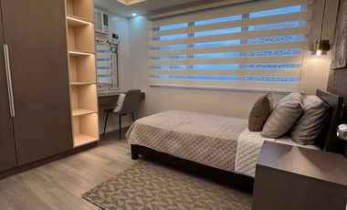FOR LEASE  2 BEDROOMS NEWLY RENOVATED / INTERIOR   SOUTH OF MARKET BGC