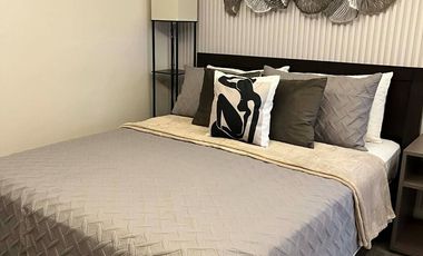 FOR LEASE  2 BEDROOMS NEWLY RENOVATED / INTERIOR   SOUTH OF MARKET BGC