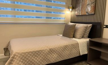 FOR LEASE  2 BEDROOMS NEWLY RENOVATED / INTERIOR   SOUTH OF MARKET BGC