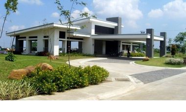 2 BEDROOM HOUSE FOR RENT in NUVALI, STA. ROSA,LAGUNA