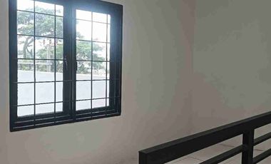DIJUAL/DISEWAKAN RUKO 3 LANTAI BANGUNAN BARU DI DEPOK TIMUR