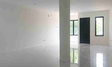 DIJUAL/DISEWAKAN RUKO 3 LANTAI BANGUNAN BARU DI DEPOK TIMUR
