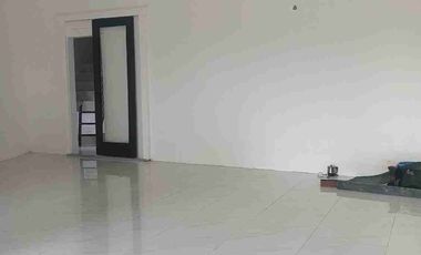 DIJUAL/DISEWAKAN RUKO 3 LANTAI BANGUNAN BARU DI DEPOK TIMUR
