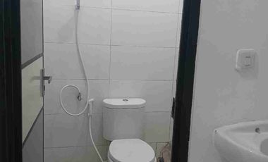 DIJUAL/DISEWAKAN RUKO 3 LANTAI BANGUNAN BARU DI DEPOK TIMUR