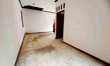 Rumah Murah Hitung Tanah Lokasi Bagus Tengah Kota Strategis