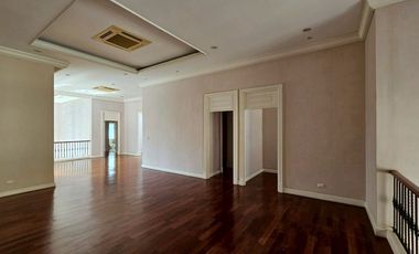 TA6479🏡Luxury house 909sqm Land 1,573.6 Sqm 4 Large Bedroom Private swimming pool🏊Large garden🌳Lakeside