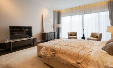 TA8410🏛️Luxury villa 540sqm 4Bedroom 1Maid room🌳Courtyard🏢Elevator BuGaan Krungthep Kreetha Fully furnished near Inter school & Golf club