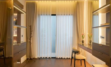 TA8410🏛️Luxury villa 540sqm 4Bedroom 1Maid room🌳Courtyard🏢Elevator BuGaan Krungthep Kreetha Fully furnished near Inter school & Golf club