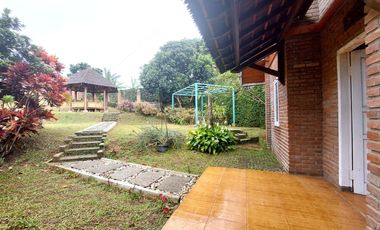 Villa Rumah kebun cantik Katumiri,Cihanjuang Bandung Barat