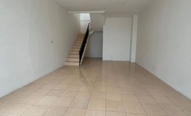 Disewakan ruko 2 lantai dekat dengan pasar kosambi karawang harga hanya 35 juta per tahun gratis 6 bulan