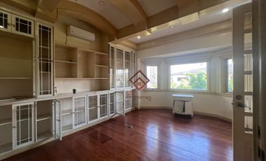 FOR RENT 4 Bedroom with Pool in East Greenhills Village - RH03