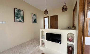 Bayangkan memiliki villa di Jogja yang sudah jadi, sudah lengkap, dan sudah dikelola. Tanpa menunggu bangun & tanpa ribet operasional.