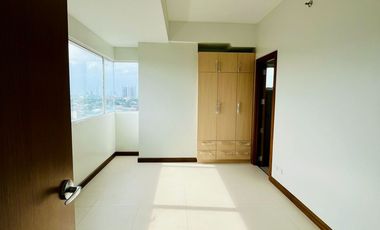 3 Bedrooms Condominium unit For Sale in San Juan City Valencia Hills Tower E