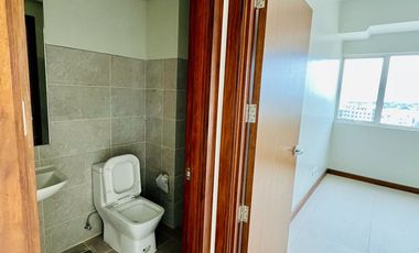 3 Bedrooms Condominium unit For Sale in San Juan City Valencia Hills Tower E