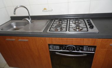 ARRIENDO DEPTO 2 DOR Y 2 BAÑOS, INCLUYE BODEGA, STGO CENTRO
