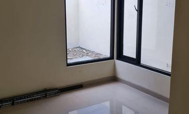 Dijual Rumah Baru Mezzanine Type Dekat UPN Lokasi Tambak Medokan Ayu Rungkut Surabaya