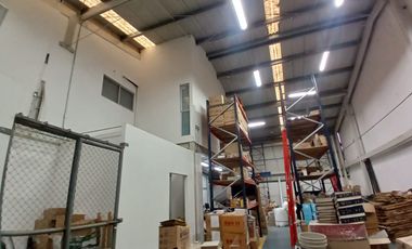 Bodega para el Arriendo en la villa