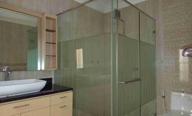 Disewakan rumah full furnished di cilandak ( belakang citos) , kawasan mudah akses dekat perkantoran, bebas banjir, selangkah ke pintu tol cipete