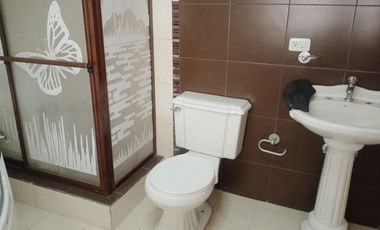 HERMOSA CASA EN VENTA EN EL SECTOR EL CONDADO DE LA CIUDAD DE QUITO