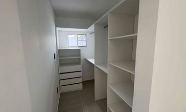 Venta casa en el castillo