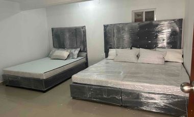 Rento casa en Pedregal de 1 nivel 130m2 con  8 lugares de estacionamiento.  Uso habitacional o para oficina.