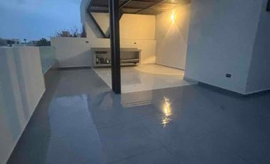 Hermosa casa contemporanea junto area verde