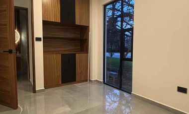 Hermosa casa contemporanea junto area verde