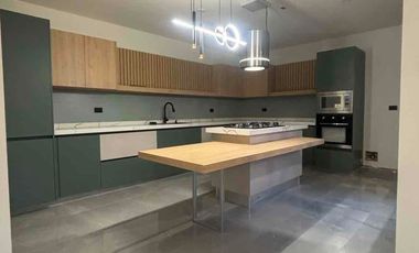 Hermosa casa contemporanea junto area verde