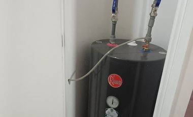 Depto. 2d-1b estacionamiento Cerca Metro y Mall