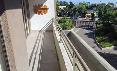 Depto. 2d-1b estacionamiento Cerca Metro y Mall