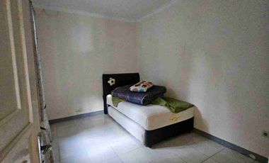 DISEWAKAN RUMAH REGENCY