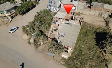 Propiedad Para Remodelar. Venta sobre Av. Federación altura Cañadas. Puerto Vallarta.