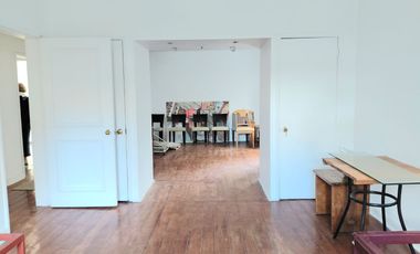 I. HOLZAPFEL #1053 | Casa comercial 8D2B en Viña del Mar