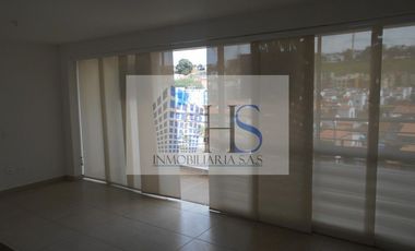 REF: A505 ¡Se arrienda ESPECTACULAR APARTAMENTO ubicado en FLORIDABLANCA, POR LA CLINICA FOSCAL !
