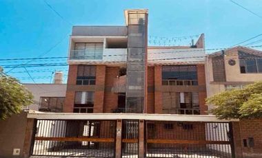 🌟 OPORTUNIDAD ÚNICA: Amplio Departamento en Venta en Santiago de Surco / 168.02 m2
