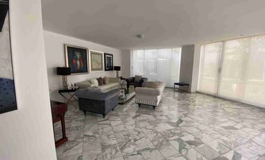 Km 1 Samborondón entre rio en los edificios. Que están frente al río, departamentos grande de 293. M2 con ascensor