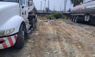 Alquiler Patio 1650 m² Cerca a Perimetral Guayaquil, con Cerramiento y Caseta de Guardia