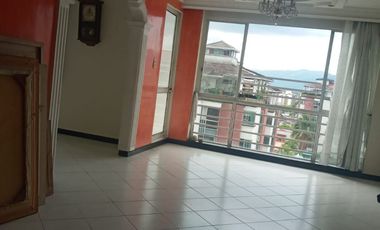 SE VENDE APARTAMENTO DE TRES NIVELES EXCELENTE OPORTUNIDAD