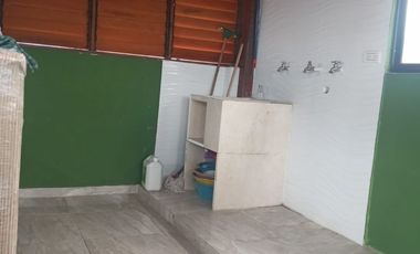 SE VENDE APARTAMENTO DE TRES NIVELES EXCELENTE OPORTUNIDAD