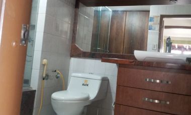 SE VENDE APARTAMENTO DE TRES NIVELES EXCELENTE OPORTUNIDAD