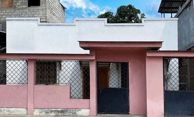 CASA EN VENTA EN AV. 25 DE JUNIO, MACHALA