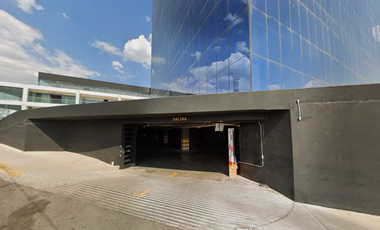 OFICINA EN CORPORATIVO TITANIUM EN VENTA EN HACIENDA EL CAMPANARIO, QUERÉTARO, QRO. REMATE BANCARIO CON POSIBILIDAD DE INVERSIÓN.