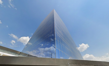 OFICINA EN CORPORATIVO TITANIUM EN VENTA EN HACIENDA EL CAMPANARIO, QUERÉTARO, QRO. REMATE BANCARIO CON POSIBILIDAD DE INVERSIÓN.