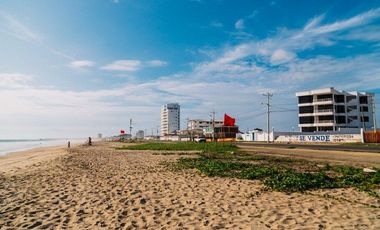 PUNTA CARNERO: BEAUTIFUL BEACHFRONT LOT