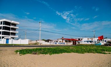 PUNTA CARNERO: BEAUTIFUL BEACHFRONT LOT