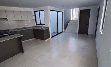 Linda casa ubicada en Arboledas de San Diego