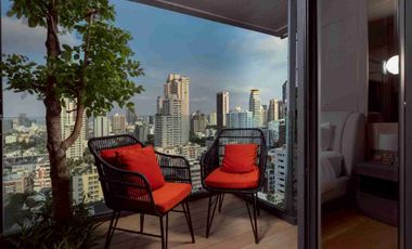 Fully furnished 1-BR Condo in Phrom Phong for sale