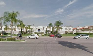 No es suerte, es estrategia inmobiliaria!! Venta de linda casa en remate bancario, Fracc. Villa California,San Agustín, Jalisco.