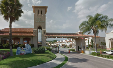 No es suerte, es estrategia inmobiliaria!! Venta de linda casa en remate bancario, Fracc. Villa California,San Agustín, Jalisco.