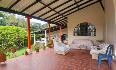 Área alquila y vende casa campestre en Parcelación Los Alpes Popayán